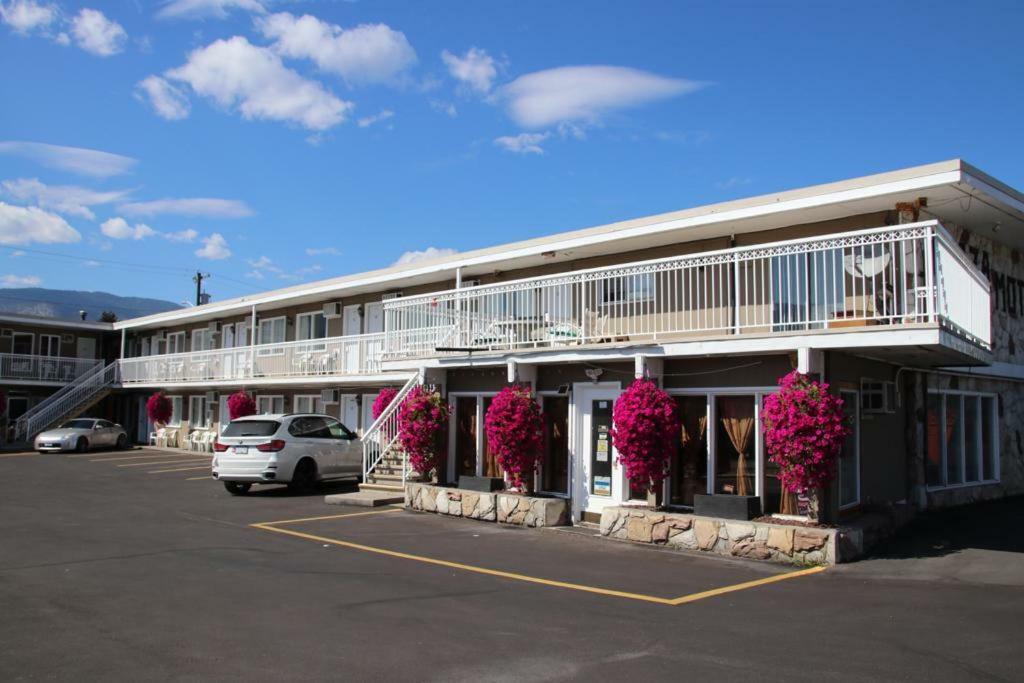 Plaza Motel Penticton Extérieur photo